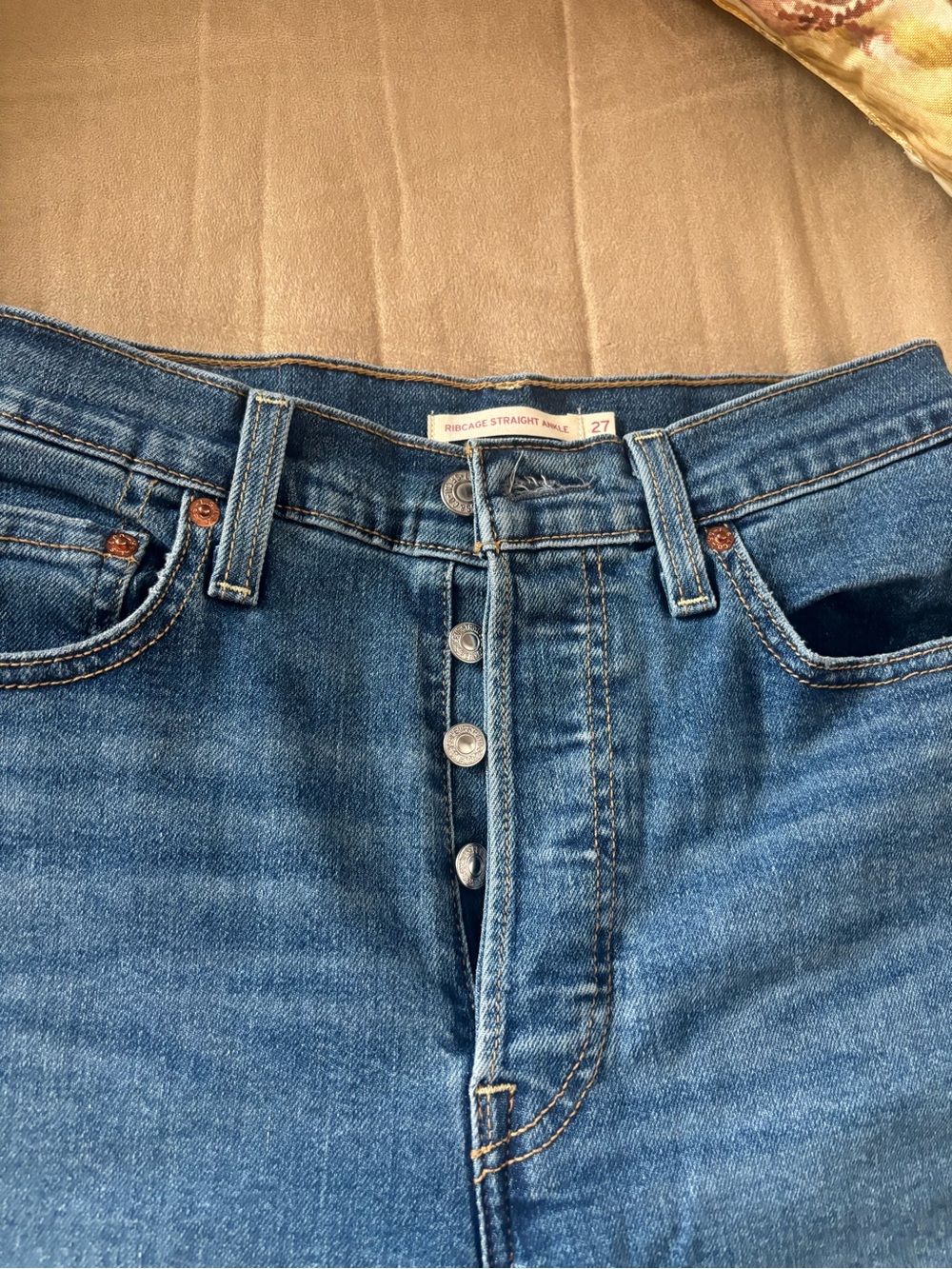 Levi's Women's Straight Leg Jeans - Blue Denim